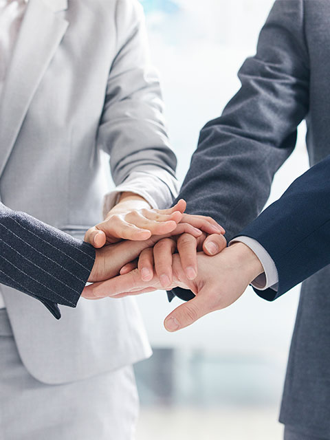 How to wholesale cheap clothes